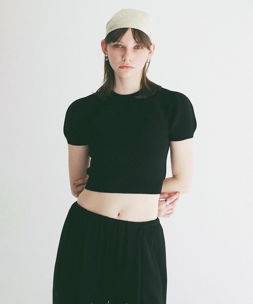 CLANE（クラネ）の「PUFF SLEEVE COMPACT KNIT TOPS（ニット/セーター・レディース・ベージュ/ブラック/アイボリー・2/1）」の11枚目の写真