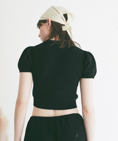 CLANE（クラネ）の「PUFF SLEEVE COMPACT KNIT TOPS（ニット/セーター・レディース・ベージュ/ブラック/アイボリー・2/1）」の13枚目の写真