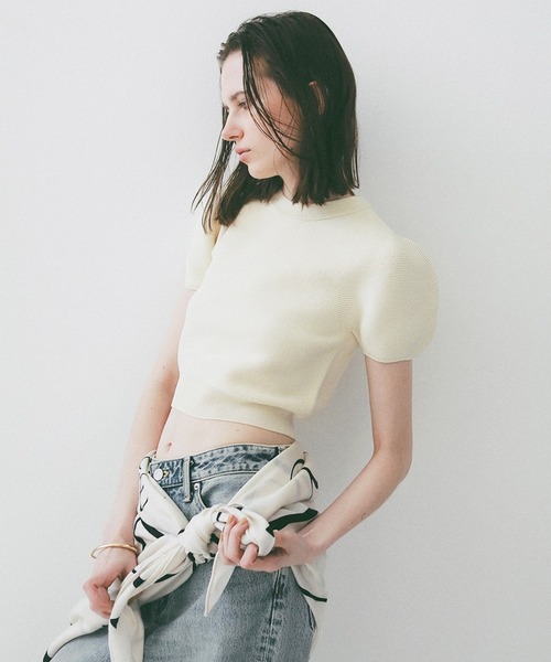 CLANE（クラネ）の「PUFF SLEEVE COMPACT KNIT TOPS（ニット/セーター・レディース・ベージュ/ブラック/アイボリー・2/1）」の5枚目の写真