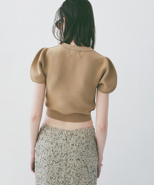 CLANE（クラネ）の「PUFF SLEEVE COMPACT KNIT TOPS（ニット/セーター・レディース・ベージュ/ブラック/アイボリー・2/1）」の19枚目の写真
