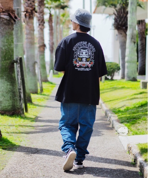 Leyline(レイライン)の「【Leyline】SHICHITEN HAKKI tee / 9.1oz ビッグシルエット グラフィックT(Tシャツ/カットソー・メンズ・ブラック/ホワイト・MEDIUM/X-LARGE/LARGE)」の15枚目の写真