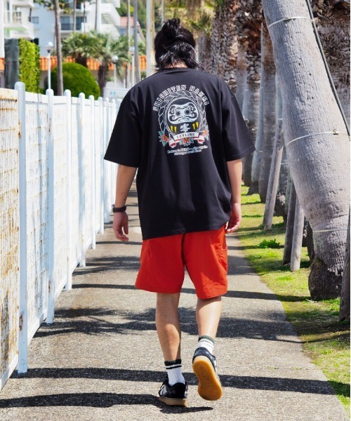 Leyline(レイライン)の「【Leyline】SHICHITEN HAKKI tee / 9.1oz ビッグシルエット グラフィックT(Tシャツ/カットソー・メンズ・ブラック/ホワイト・MEDIUM/X-LARGE/LARGE)」の4枚目の写真