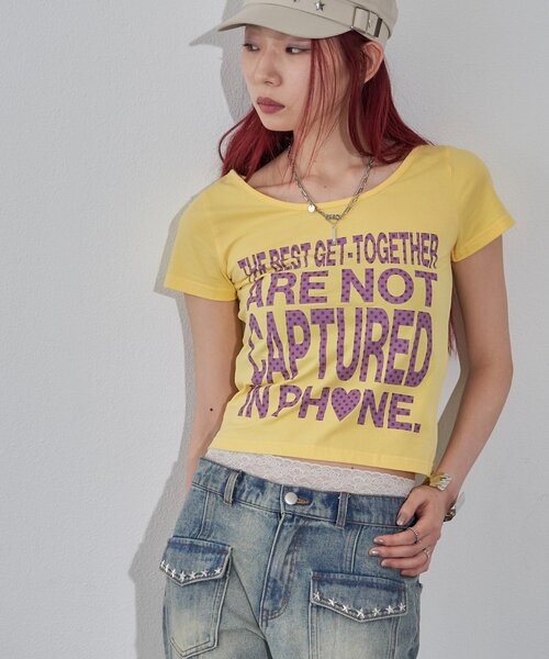 WHO'S WHO gallery（フーズフーギャラリー）の「【WEB限定】メッセージドットロゴS/S TEE（Tシャツ/カットソー・レディース・ピンク/オフホワイト/イエロー/ネイビー/ブラック・FREE）」の4枚目の写真
