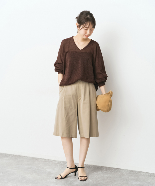 Spick & Span(スピックアンドスパン)の「タックショートパンツ(その他パンツ・レディース・ベージュ/ブラック・36/38)」の4枚目の写真