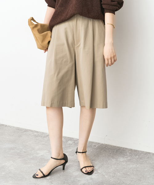 Spick & Span(スピックアンドスパン)の「タックショートパンツ(その他パンツ・レディース・ベージュ/ブラック・36/38)」の10枚目の写真