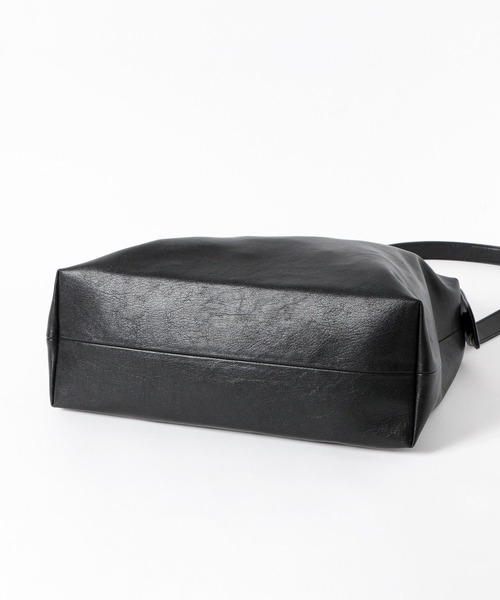 LOWRYS FARM(ローリーズファーム)の「ターンハンドルBAG 660844(ショルダーバッグ・レディース・ブラウン/ブラック・FREE)」の10枚目の写真