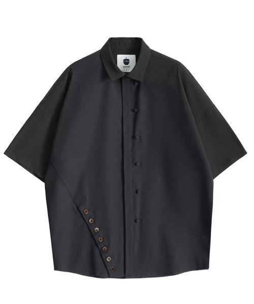 SHAREEF(シャリーフ)の「SIDE SLIT S/S BIG SHIRTS(シャツ/ブラウス・メンズ・ブラック/ホワイト・1/2/3)」の2枚目の写真