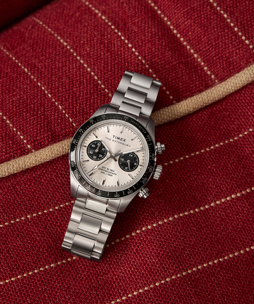 TIMEX(タイメックス)の「TIMEX Waterbury Heritage Chronograph tx-tw2y19200(アナログ腕時計・レディース・シルバー・FREE)」の4枚目の写真