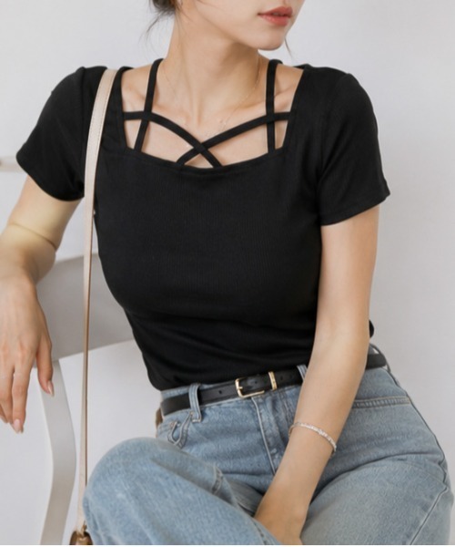 GORGE（ゴージ）の「《クロスストラップ×スクエアネック》カットソー／韓国フェミニン／春夏／全3色（Tシャツ/カットソー・レディース・ブラック/オフホワイト/グレー・F）」の3枚目の写真