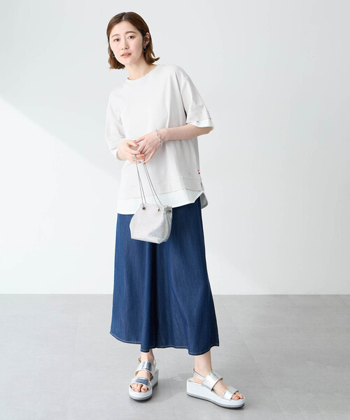 Petit Honfleur(プチオンフルール)の「レイヤード風カットプルオーバー【接触冷感・UVカット】(Tシャツ/カットソー・レディース・ネイビー/グレー・M/L)」の11枚目の写真