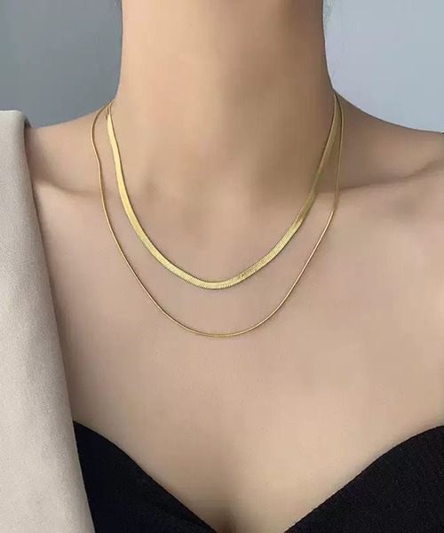 VIBGYOR(ヴィブジョー)の「【EIZZ/アイズ】2連スネークチェーン レイヤード ネックレス(ネックレス・レディース・ゴールド・FREE)」の2枚目の写真