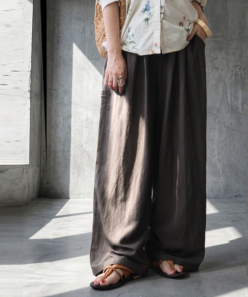 antiqua(アンティカ)の「タック ワイドパンツ(その他パンツ・レディース・ネイビー/ブラック/グレー・ONESIZE)」の7枚目の写真