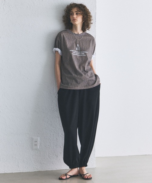 Curensology（カレンソロジー）の「Curensology(カレンソロジー)/【UNIVERSAL OVERALL】別注ニットプリントTシャツ（Tシャツ/カットソー・レディース・オフホワイト/ブラウン・FREE）」の11枚目の写真