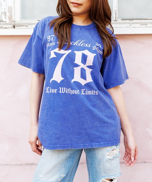 attagirl（アタガール）の「ウォッシュ加工オーバーサイズナンバープリントTシャツ（Tシャツ/カットソー・レディース・ブラック/ピンク/ブルー・M/L）」の8枚目の写真