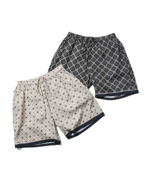 LFYT(エルエフワイティー)の「LFYT ラファイエット【Lafayette】- ハーフパンツ【ARABESQUE PATTERN EASY SHORTS LS261303】(その他パンツ・メンズ・ネイビー/ホワイト・X-LARGE/LARGE/MEDIUM/XX-LARGE)」の3枚目の写真