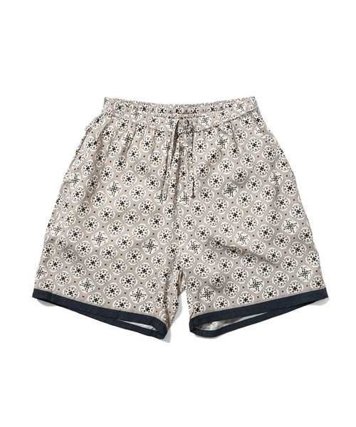 LFYT(エルエフワイティー)の「LFYT ラファイエット【Lafayette】- ハーフパンツ【ARABESQUE PATTERN EASY SHORTS LS261303】(その他パンツ・メンズ・ネイビー/ホワイト・X-LARGE/LARGE/MEDIUM/XX-LARGE)」の4枚目の写真