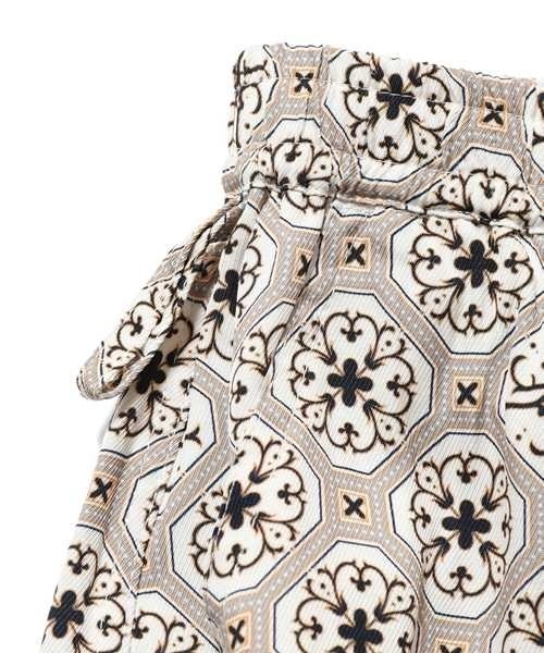 LFYT(エルエフワイティー)の「LFYT ラファイエット【Lafayette】- ハーフパンツ【ARABESQUE PATTERN EASY SHORTS LS261303】(その他パンツ・メンズ・ネイビー/ホワイト・X-LARGE/LARGE/MEDIUM/XX-LARGE)」の10枚目の写真