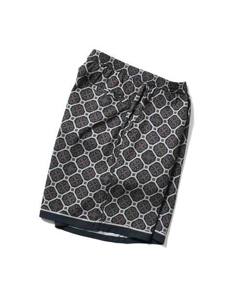 LFYT(エルエフワイティー)の「LFYT ラファイエット【Lafayette】- ハーフパンツ【ARABESQUE PATTERN EASY SHORTS LS261303】(その他パンツ・メンズ・ネイビー/ホワイト・X-LARGE/LARGE/MEDIUM/XX-LARGE)」の16枚目の写真