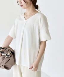 quaranciel:〈接触冷感/汗染み防止加工/洗濯機可能〉Vネック タック ハーフスリーブ TEE