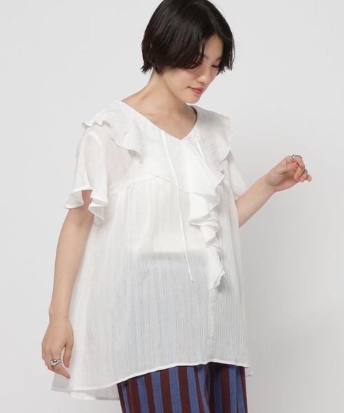 niko and...(ニコアンド)の「ラッフルシアーチュニブラウス(シャツ/ブラウス・レディース・ライトブルー/オフホワイト/チャコール・FREE)」の15枚目の写真