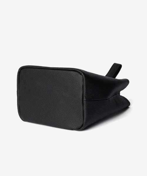 GUIONNET(ギオネ)の「GUIONNET DRYGRAIN ONE HANDLE BAG ギオネ ワンハンドルバッグ(ハンドバッグ・レディース・ブラック・FREE)」の13枚目の写真