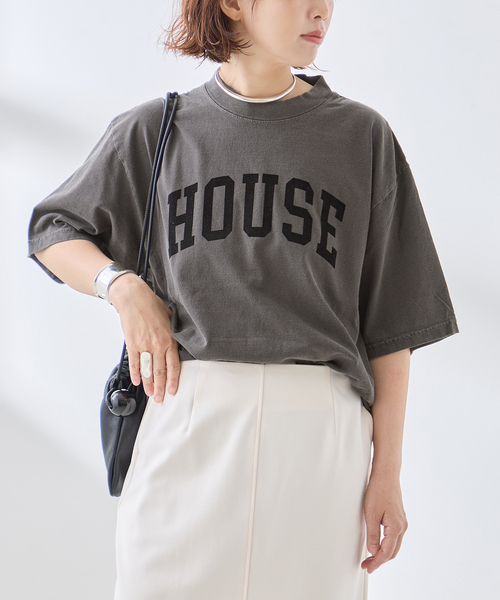 is-ness（イズネス）の「ISNESS MUSIC/イズネス ミュージック 別注 HOUSE Tシャツ（Tシャツ/カットソー・レディース・ブラック系その他・SMALL）」の2枚目の写真