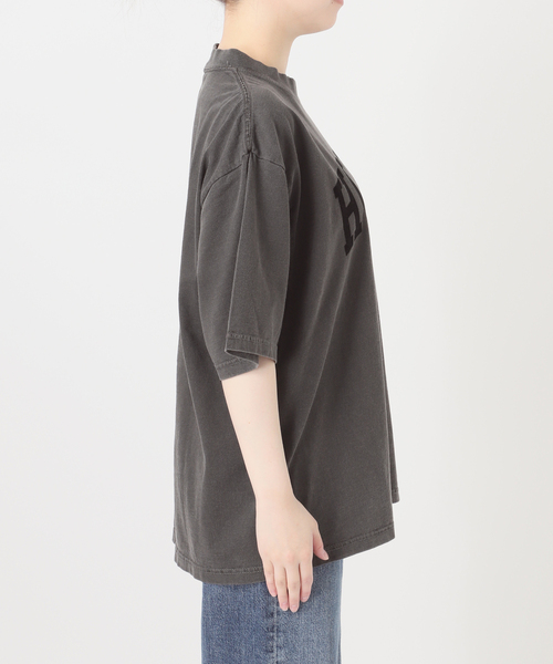 is-ness（イズネス）の「ISNESS MUSIC/イズネス ミュージック 別注 HOUSE Tシャツ（Tシャツ/カットソー・レディース・ブラック系その他・SMALL）」の5枚目の写真