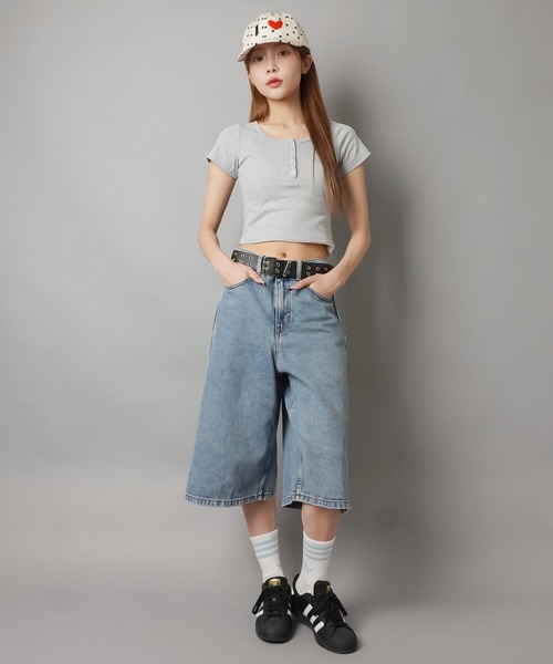 adidas（アディダス）の「【adidas/アディダス】デニムジョーツパンツ（デニムパンツ・レディース・ライトブルー・M）」の4枚目の写真