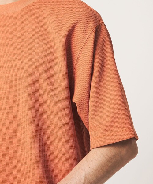 green label relaxing(グリーンレーベルリラクシング)の「Somarti ワッフル クルーネック 半袖 Tシャツ -遮熱・UVカット・吸水速乾-(Tシャツ/カットソー・メンズ・ホワイト/オレンジ/ダークグレー・XL/S/M/L)」の18枚目の写真