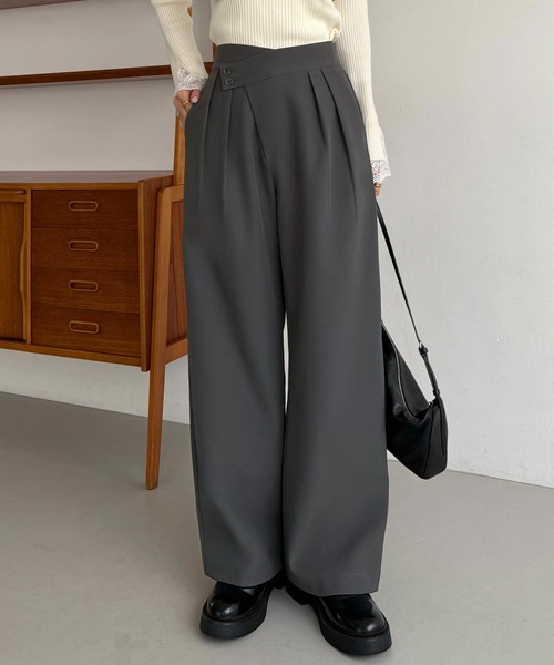 callautia（カラウティア）の「アシメデザインタックパンツ(裏無し)（スラックス・レディース・チャコール/ブラック/ライトベージュ・LARGE/MEDIUM/SMALL）」の13枚目の写真