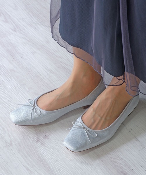 MODE KAORI（モードカオリ）の「【本革】【軽量】 スクエアトゥバレエシューズ/15030（バレエシューズ・レディース・シルバー/ブラック/レオパード/プラチナム・24.5cm/25cm/24cm/23.5cm/23cm/22.5cm/22cm）」の2枚目の写真