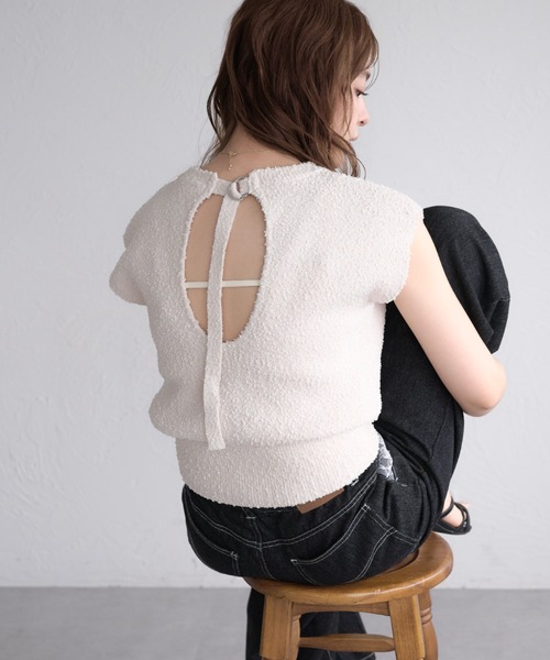 raffime(ラフィミー)の「【Raffime】バックデザインニットトップス(タンクトップ・レディース・ブラウン/ミント/アイボリー・フリー)」の15枚目の写真