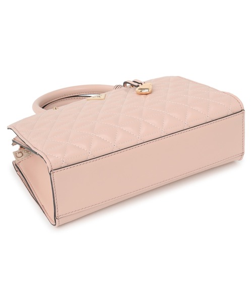 Guess(ゲス)の「KATY Satchel ショルダーバッグ(ショルダーバッグ・レディース・ライトベージュ/ピンク/ブラック・ONE SIZE)」の14枚目の写真