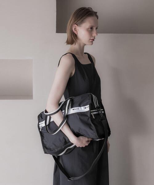 LeSportsac(レスポートサック)の「『別注』LeSportsac×URBAN RESEARCH DELUXE MED WEEKENDER(ショルダーバッグ・レディース・ベージュ/ブラック・-)」の4枚目の写真