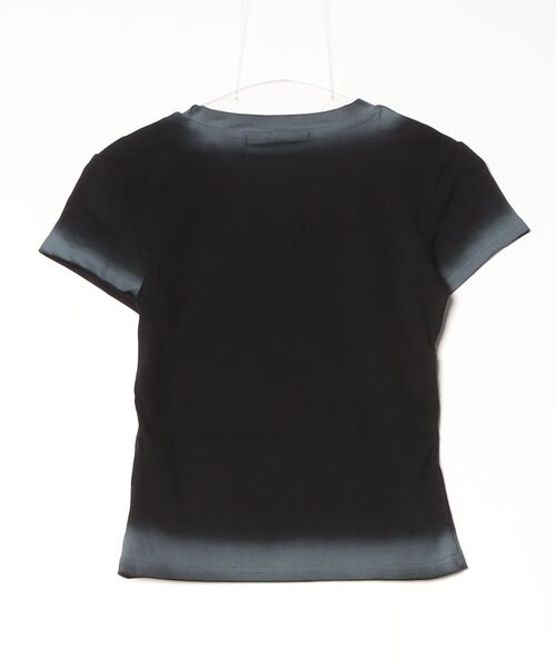 .KOM(ドットコム)の「A'GEM/9 × .kom 『.KOM/ドットケーオーエム』 ヴィンテージクロスグラフィックベビーTシャツ(Tシャツ/カットソー・レディース・ブラック/レッド/ホワイト・FREE)」の17枚目の写真
