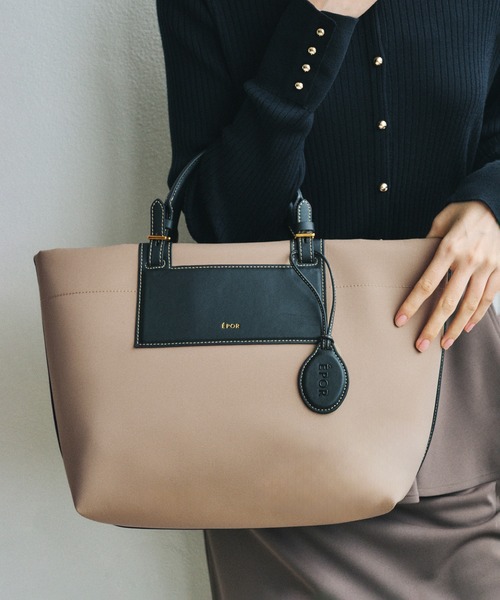 E'POR(エポール)の「【E'POR】BOAT BAG Medium+/A4対応・撥水・軽量・一部WEB限定カラー・26AW新型(ハンドバッグ・レディース・ダークブラウン/ブラック系その他/ブラック/ベージュ・FREE)」の4枚目の写真