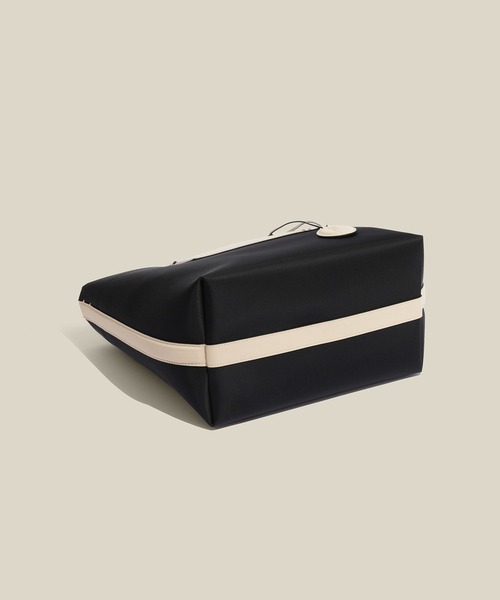 E'POR(エポール)の「【E'POR】BOAT BAG Medium+/A4対応・撥水・軽量・一部WEB限定カラー・26AW新型(ハンドバッグ・レディース・ダークブラウン/ブラック系その他/ブラック/ベージュ・FREE)」の17枚目の写真