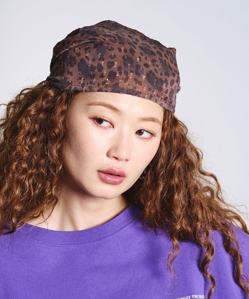 ROSE BUD(ローズバッド)の「PRINTED SCARF(バンダナ/スカーフ・レディース・ブラック/バーガンディー/ベージュ・ONE SIZE)」の4枚目の写真