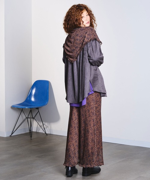 ROSE BUD(ローズバッド)の「PRINTED SCARF(バンダナ/スカーフ・レディース・ブラック/バーガンディー/ベージュ・ONE SIZE)」の8枚目の写真