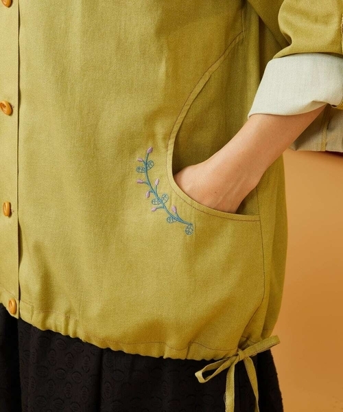 Jocomomola（ホコモモラ）の「デニムライク フラワー刺繍フード付きジャケット（その他アウター・レディース・ブルー/ベージュ・40）」の22枚目の写真