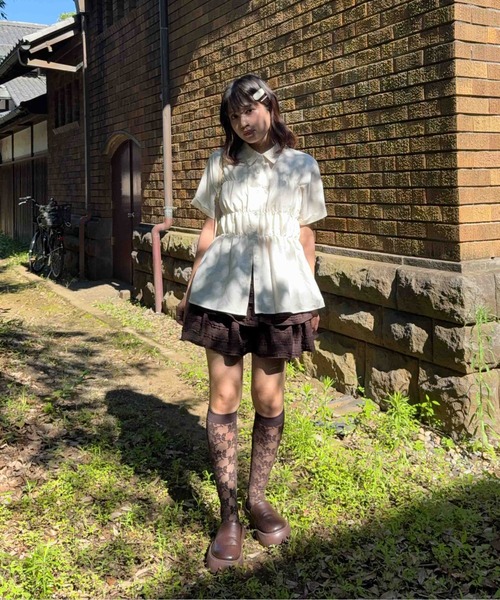 AS KNOW AS plus(アズノゥアズプラス)の「☆ビジュー付き ビスチェ風5分袖シャツ(シャツ/ブラウス・レディース・イエロー系/ブラック系/アイボリー系・FREE)」の12枚目の写真