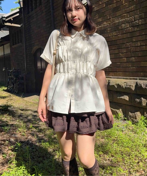 AS KNOW AS plus(アズノゥアズプラス)の「☆ビジュー付き ビスチェ風5分袖シャツ(シャツ/ブラウス・レディース・イエロー系/ブラック系/アイボリー系・FREE)」の20枚目の写真