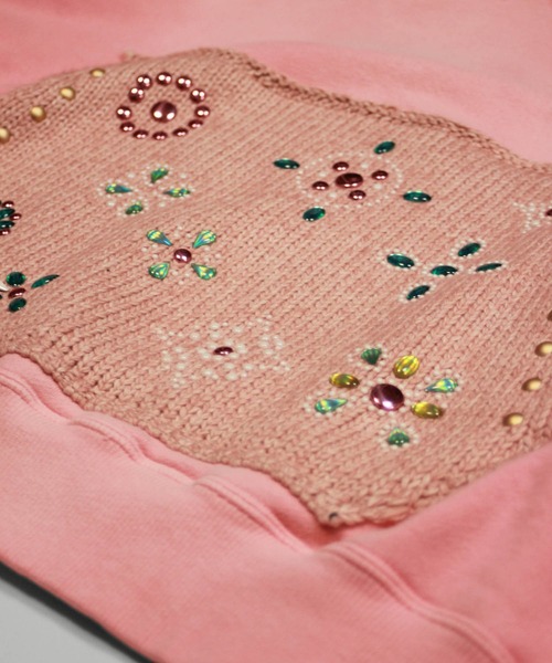 amok(アモク)の「FADE STUDS HOODY(パーカー・メンズ・ピンク/ブルー・S/M/L)」の4枚目の写真