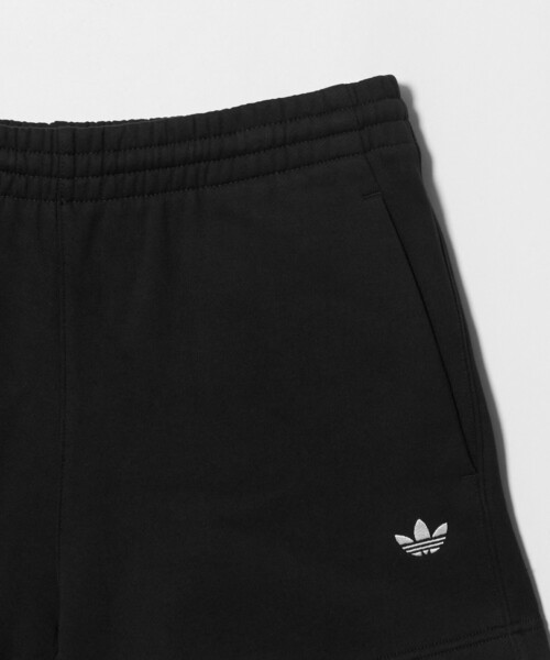 adidas Originals(アディダスオリジナルス)の「<adidas Originals>フリース ショーツ(その他パンツ・レディース・ブラック/パープル・L)」の4枚目の写真
