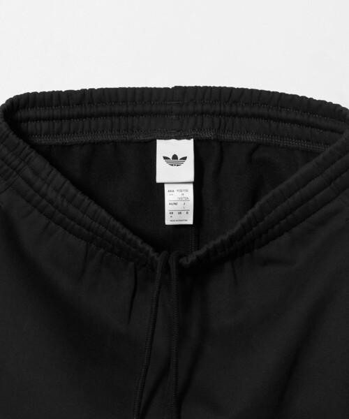 adidas Originals(アディダスオリジナルス)の「<adidas Originals>フリース ショーツ(その他パンツ・レディース・ブラック/パープル・L)」の6枚目の写真