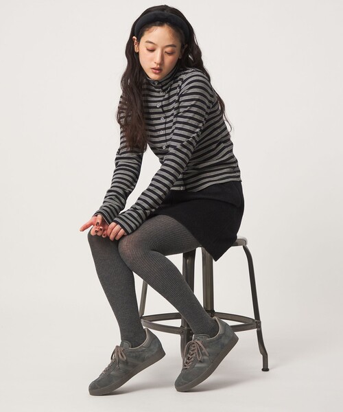 adidas Originals(アディダスオリジナルス)の「【別注】<adidas Originals>ガゼル スニーカー / GAZELLE(スニーカー・レディース・ダークグレー・23cm/22.5cm/25cm/24.5cm/24cm/23.5cm)」の3枚目の写真