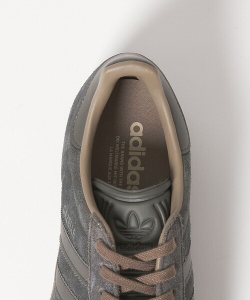 adidas Originals(アディダスオリジナルス)の「【別注】<adidas Originals>ガゼル スニーカー / GAZELLE(スニーカー・レディース・ダークグレー・23cm/22.5cm/25cm/24.5cm/24cm/23.5cm)」の13枚目の写真
