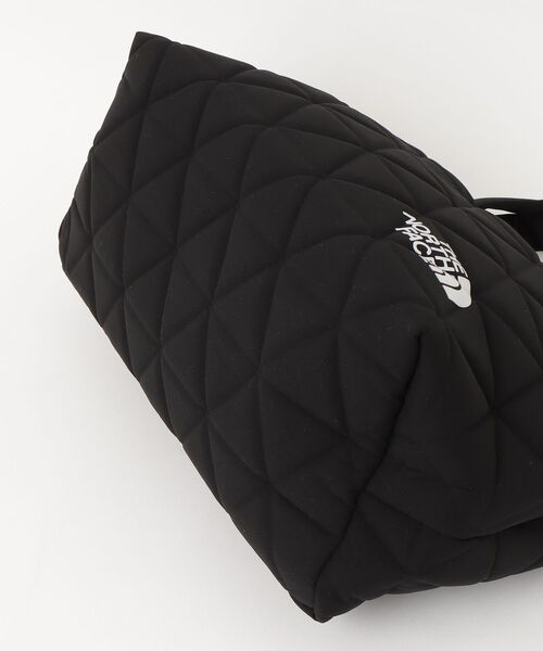 THE NORTH FACE（ザノースフェイス）の「Geoface Box Tote NM32355（ショルダーバッグ・メンズ・ブラック・FREE）」の3枚目の写真