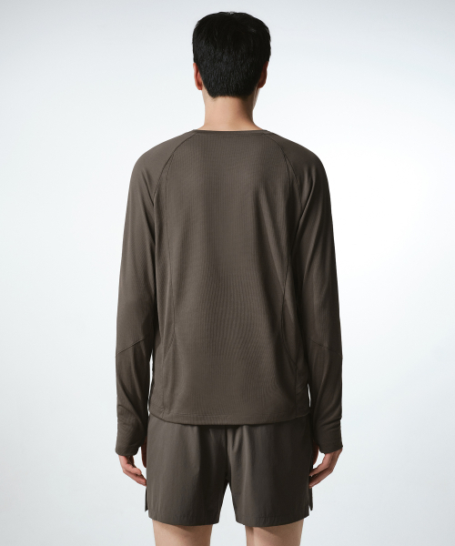 MUSINSA STANDARD（ムシンサスタンダード）の「[シティレジャー] トレイル長袖Tシャツ [ブラウン]（Tシャツ/カットソー・メンズ・その他・2XL/LARGE/MEDIUM/SMALL/X-LARGE）」の5枚目の写真
