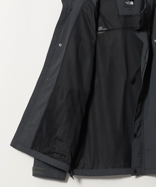 THE NORTH FACE(ザノースフェイス)の「<THE NORTH FACE>ハイドレナ ウィンド ジャケット(ブルゾン・メンズ・ブラック/ダークグレー・XL/L/M)」の14枚目の写真